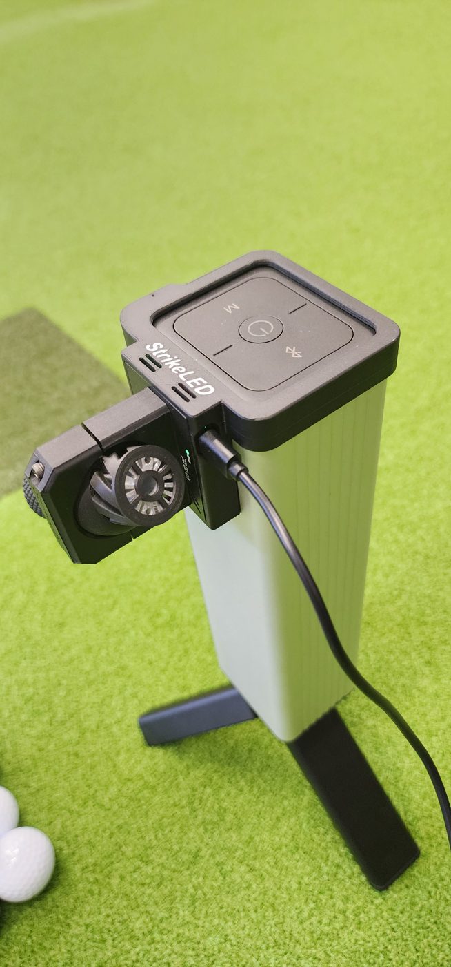 StrikeLED mounted on a Square launch monitor, photo 5